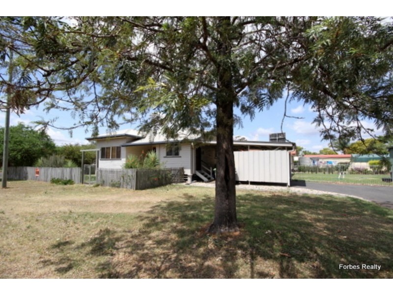 116 Condamine Street, Dalby QLD 4405