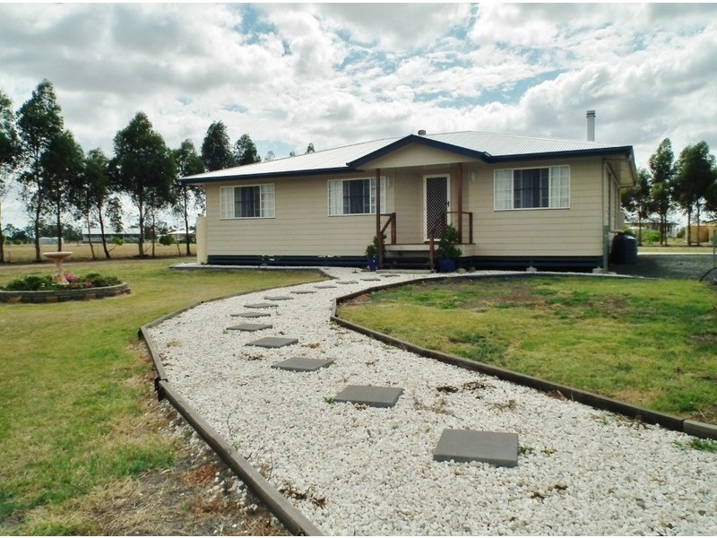 57 Southern Cross Drive, Dalby QLD 4405