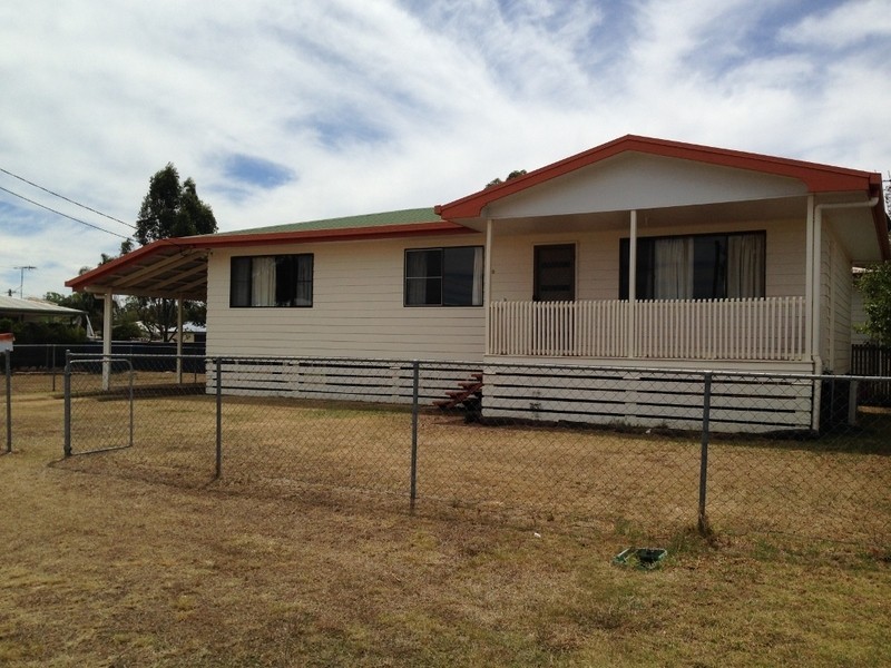 30 Charles Street, Dalby QLD 4405