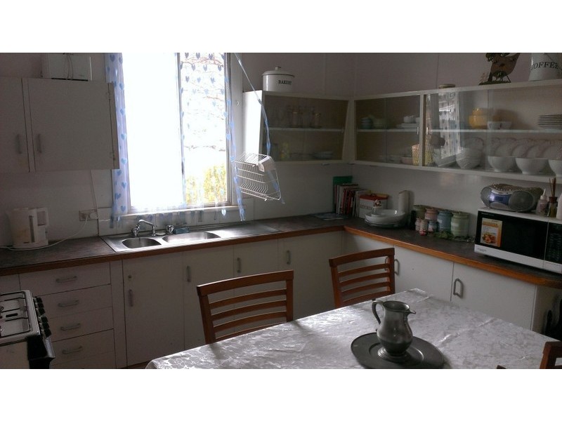 70 Arthur, Dalby QLD 4405