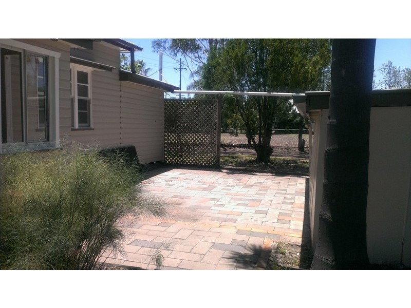 7 Hayden Street, Dalby QLD 4405
