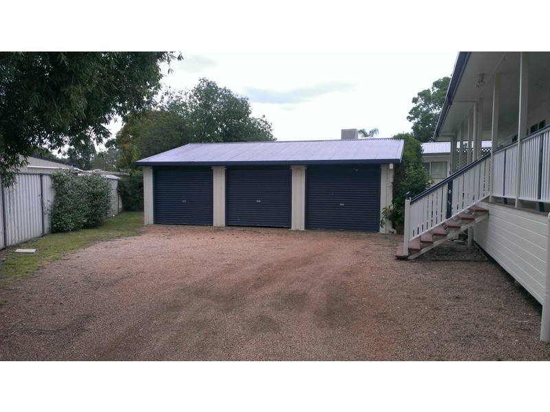4 Falcon Street, Dalby QLD 4405