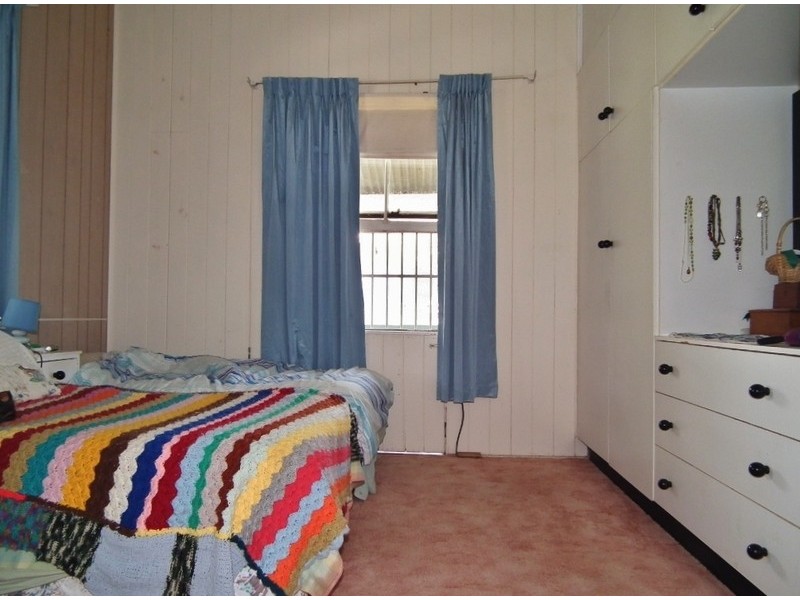 9 Blaxland Road, Dalby QLD 4405