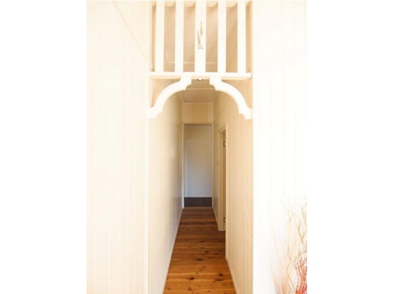 16 Horace Street, Dalby QLD 4405