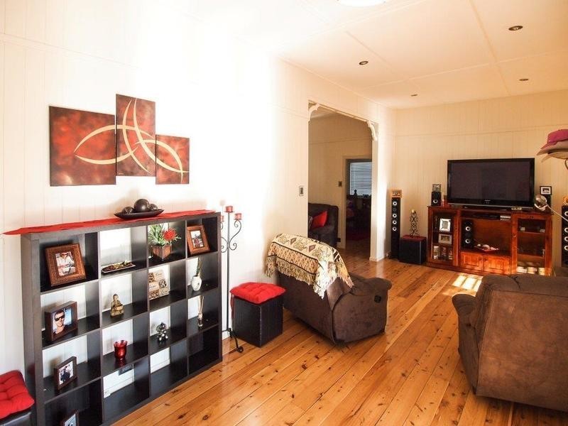 16 Horace Street, Dalby QLD 4405