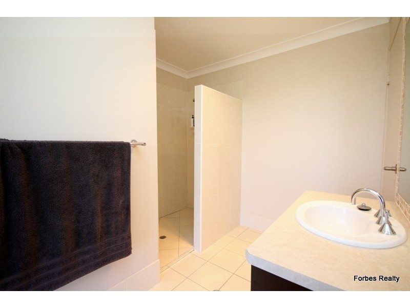 12 Southern Cross Drive, Dalby QLD 4405