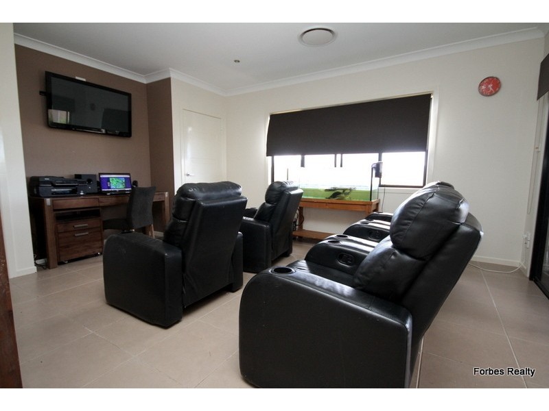 41 Seymours Road, Dalby QLD 4405