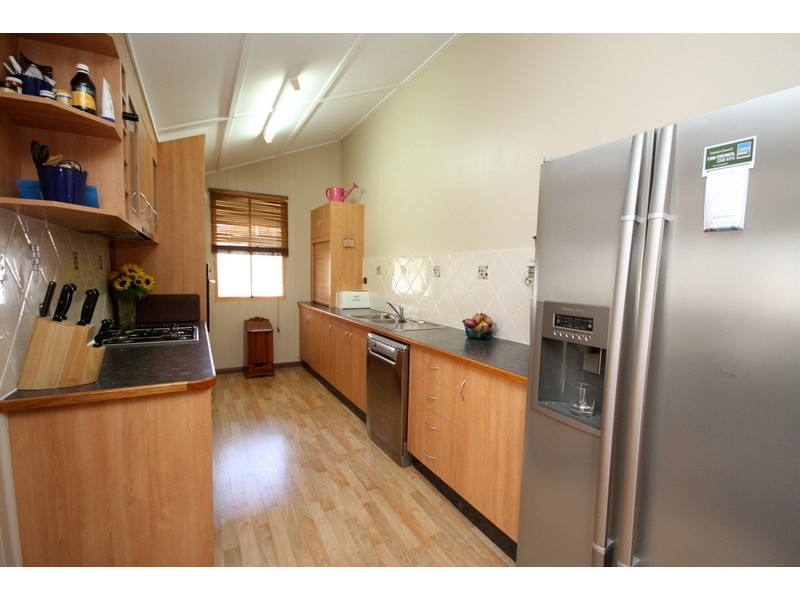 23 James Street, Dalby QLD 4405