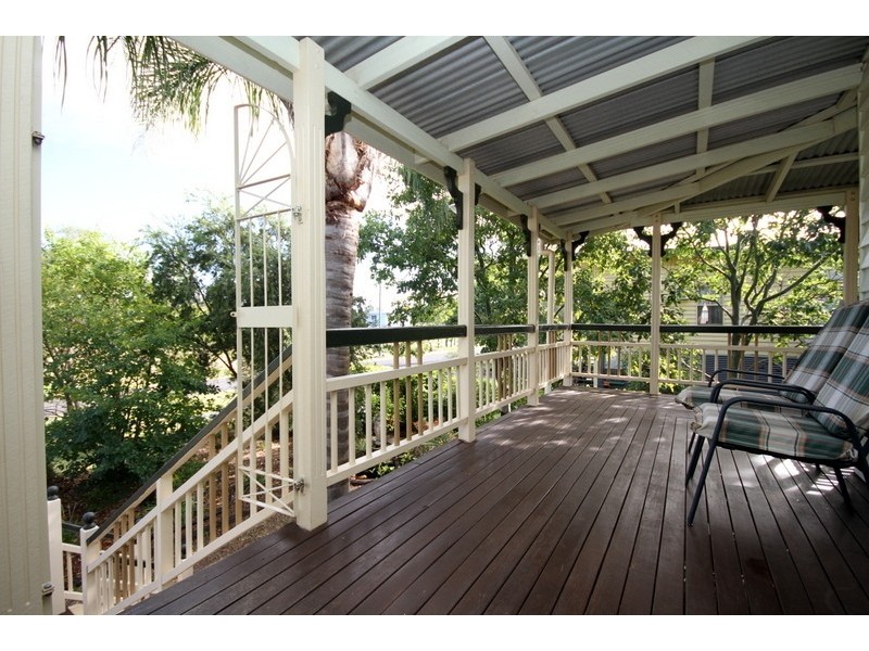 23 James Street, Dalby QLD 4405