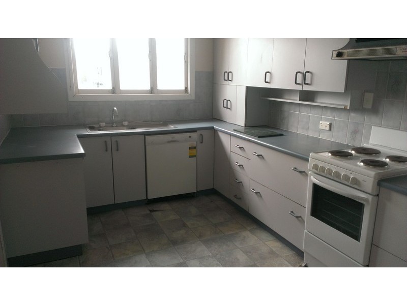 29 Charles Street, Dalby QLD 4405