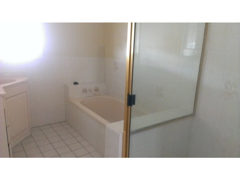 29 Charles Street, Dalby QLD 4405