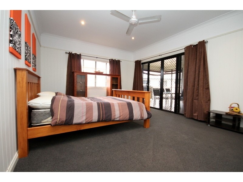 19 Burke Street, Dalby QLD 4405