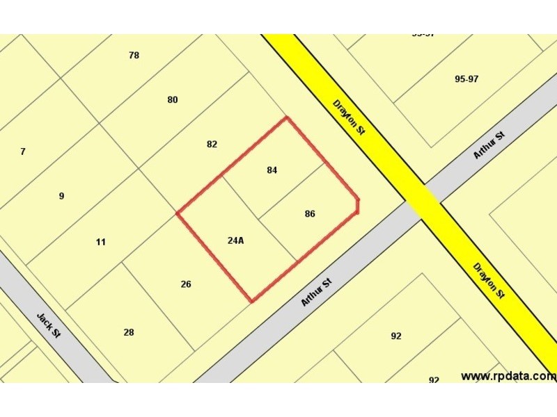 86 Drayton Street, Dalby QLD 4405