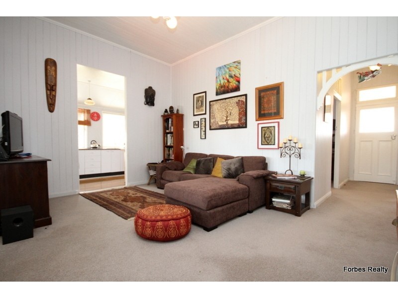 2 Wharf Street, Dalby QLD 4405