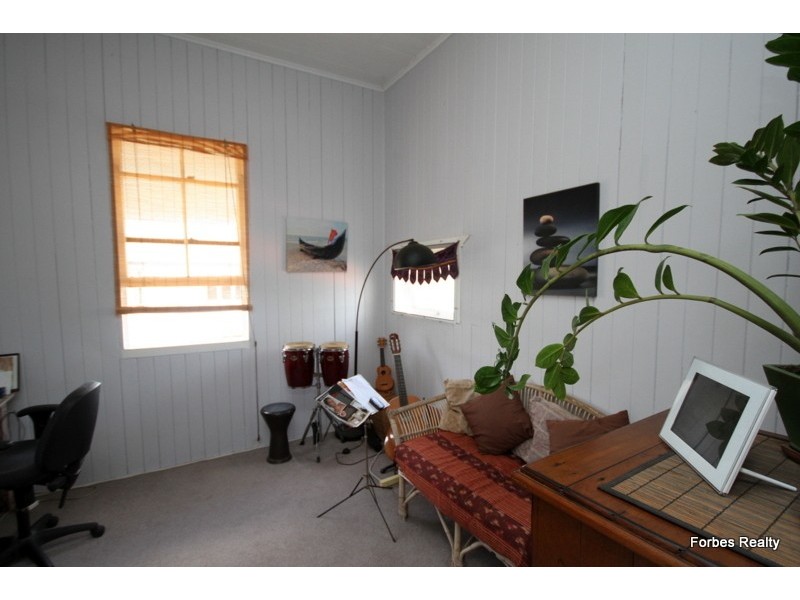 2 Wharf Street, Dalby QLD 4405