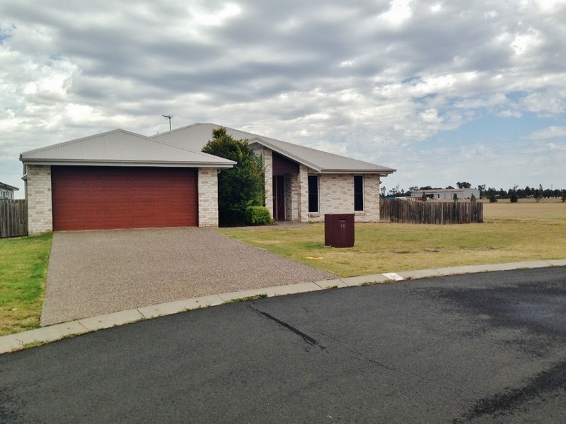 38 Diggers Drive, Dalby QLD 4405