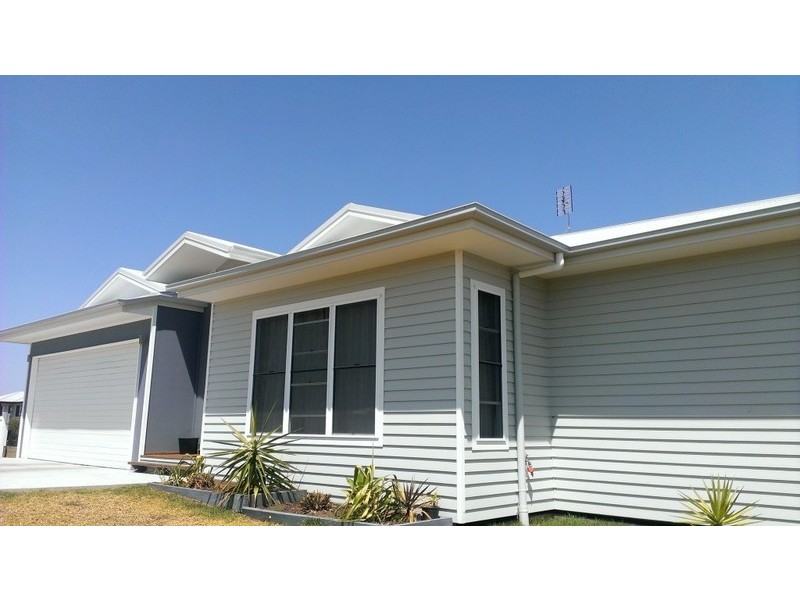 12 Vanessa Drive, Dalby QLD 4405