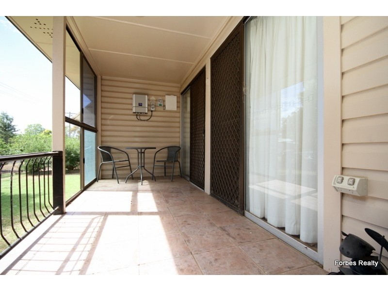 22 Ayrton Street, Dalby QLD 4405