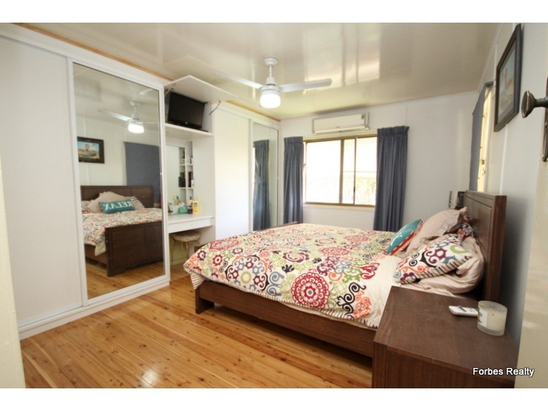 22 Ayrton Street, Dalby QLD 4405