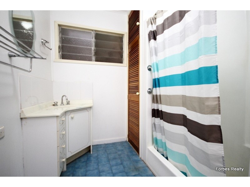 22 Ayrton Street, Dalby QLD 4405