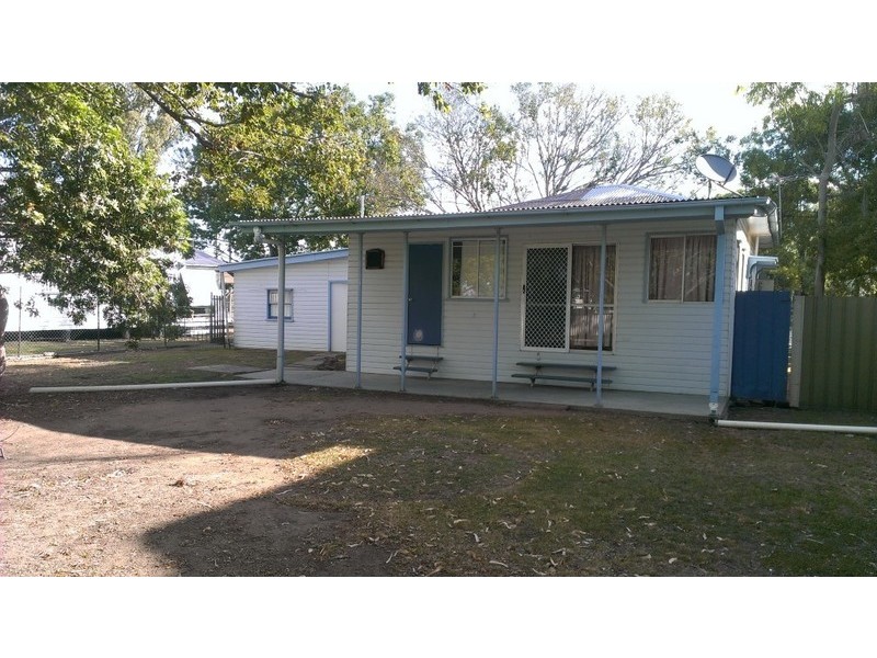 85 Patrick Street, Dalby QLD 4405