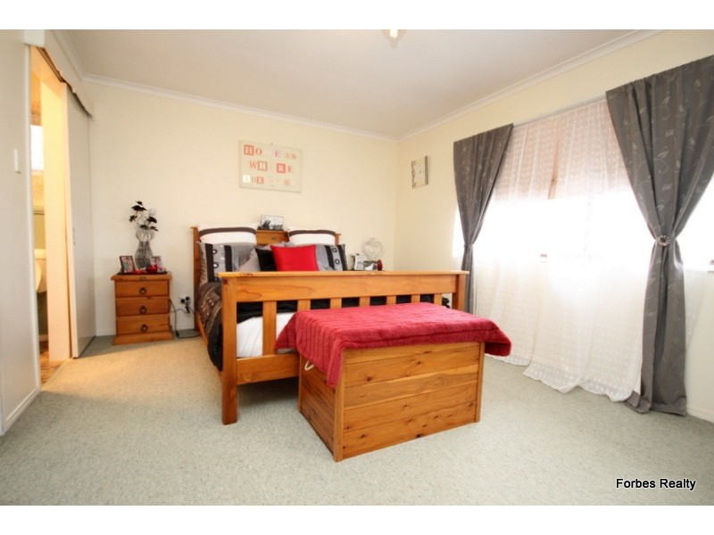 84 Curtis Street, Dalby QLD 4405