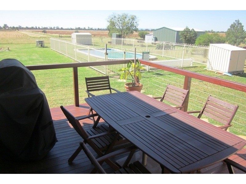 131 Blaxland Rd, Dalby QLD 4405