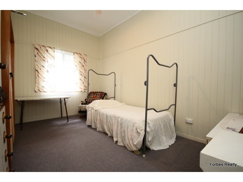 27 Myall Street, Dalby QLD 4405