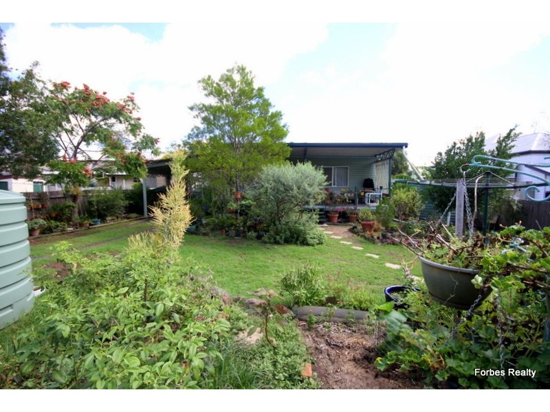 27 Myall Street, Dalby QLD 4405