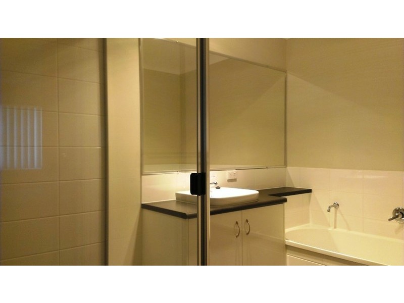 2/62 Gosden Drive, Dalby QLD 4405