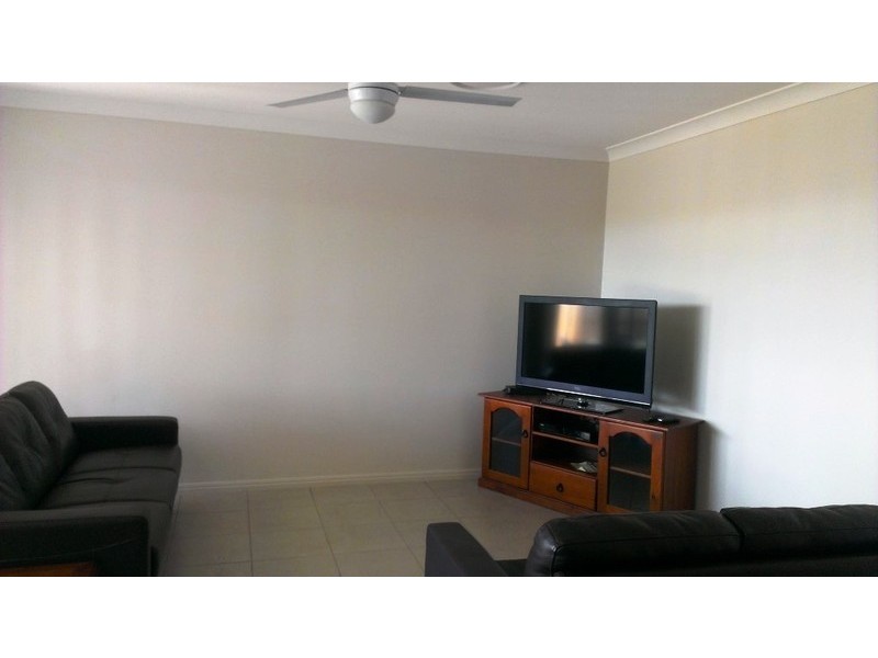 2/62 Gosden Drive, Dalby QLD 4405