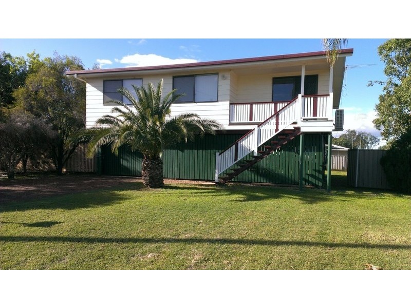 85 Curtis Street, Dalby QLD 4405