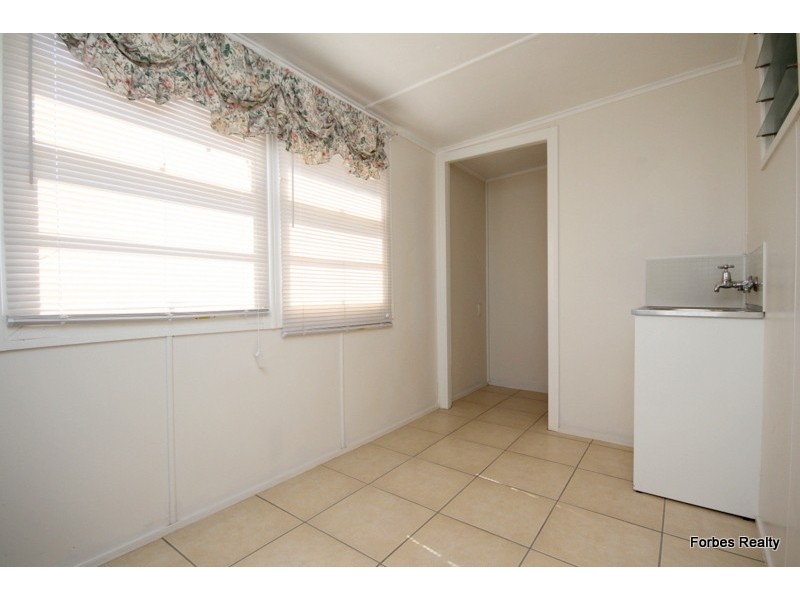 32 Skelton Street, Dalby QLD 4405