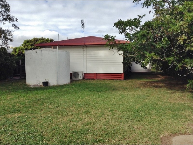 33 Etty Street, Dalby QLD 4405