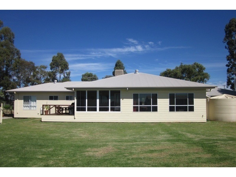 131 Blaxland Road, Dalby QLD 4405