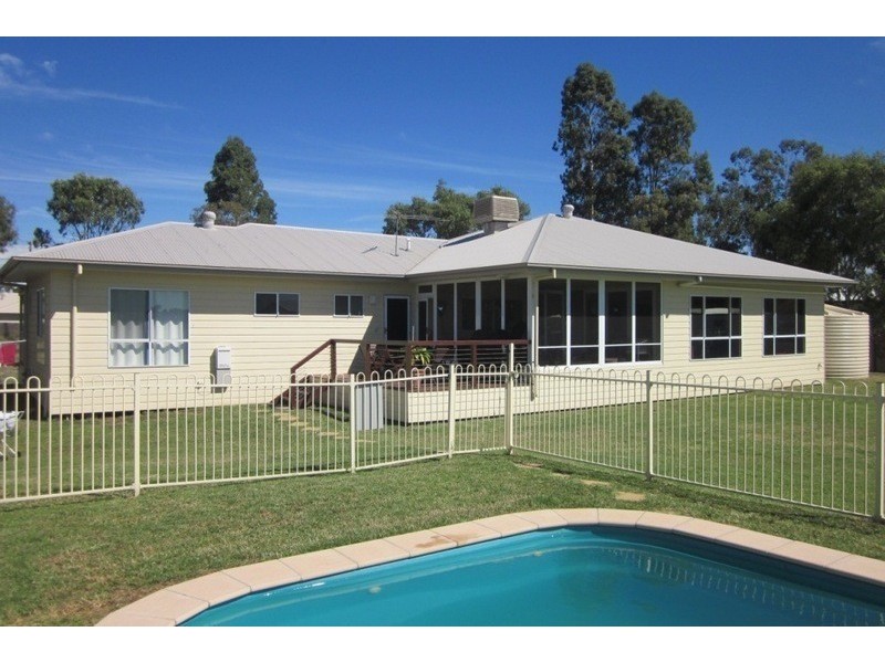 131 Blaxland Road, Dalby QLD 4405