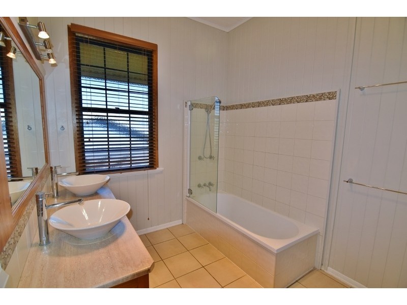 92 Orpen Street, Dalby QLD 4405