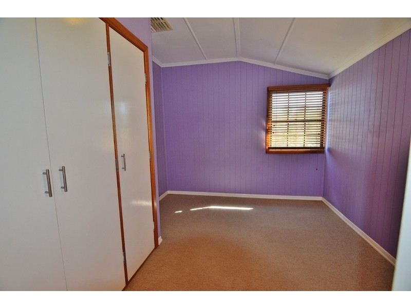 92 Orpen Street, Dalby QLD 4405