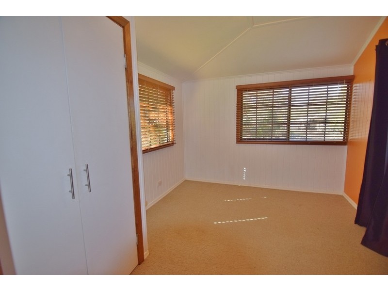 92 Orpen Street, Dalby QLD 4405