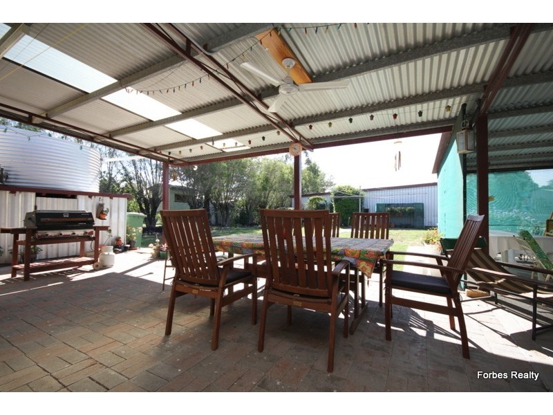 7 McQueen Street, Dalby QLD 4405