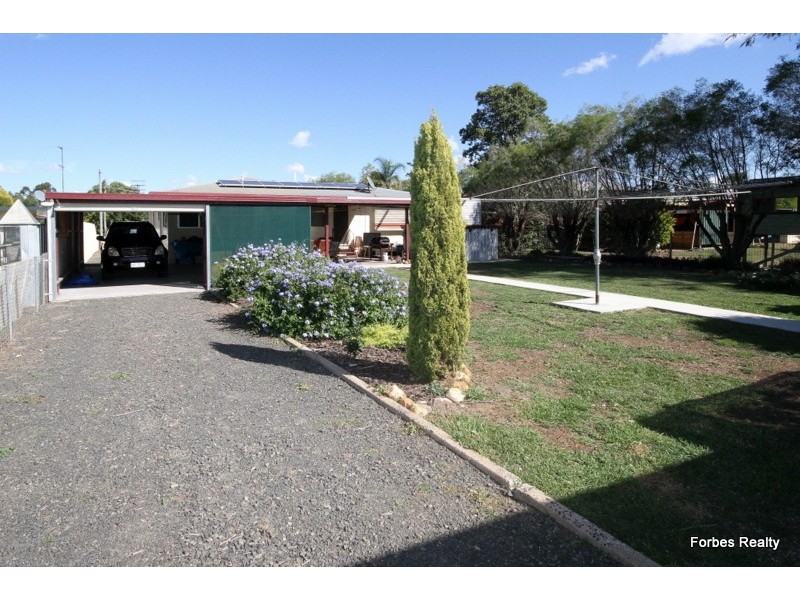 7 McQueen Street, Dalby QLD 4405