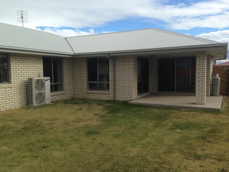 28 Gosden Drive, Dalby QLD 4405