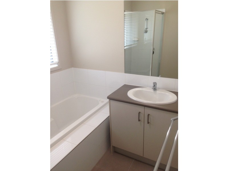 28 Gosden Drive, Dalby QLD 4405