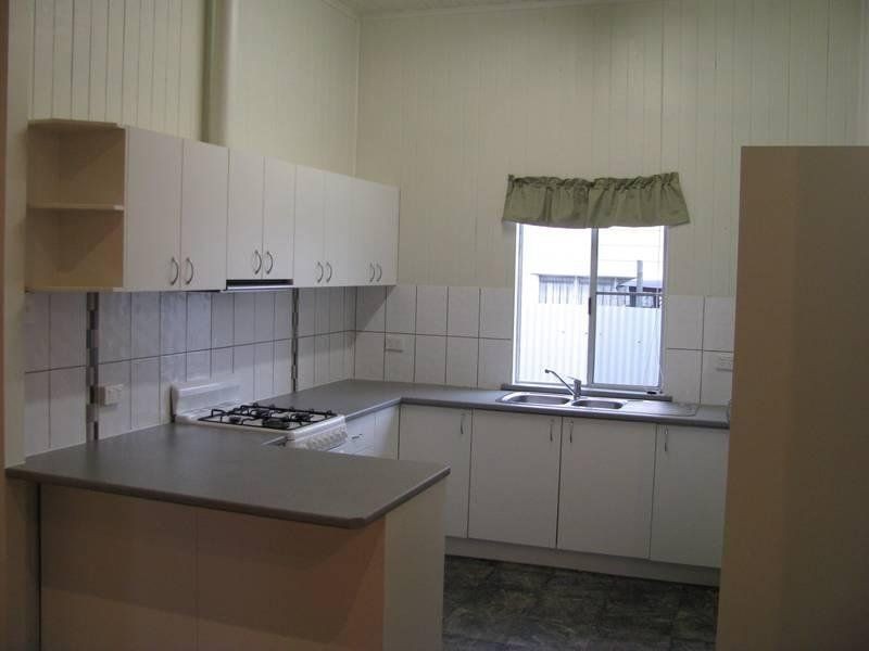 118 Edward Street, Dalby QLD 4405