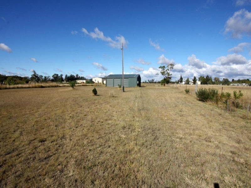 52 Seymours Road, Dalby QLD 4405