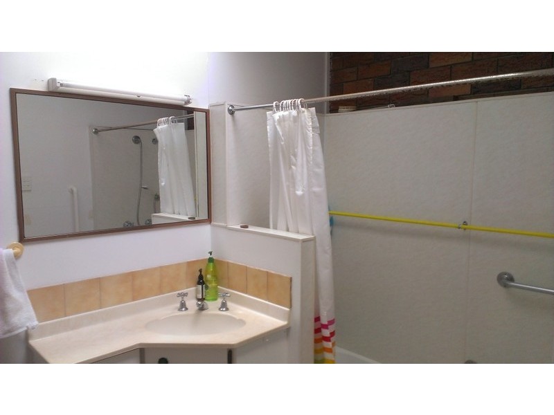 3/8 New Street, Dalby QLD 4405