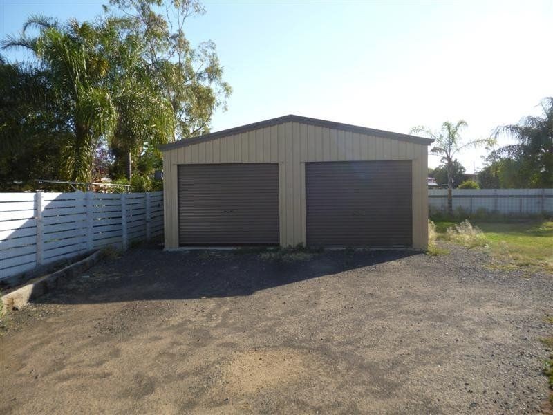 6 Knox Street, Dalby QLD 4405