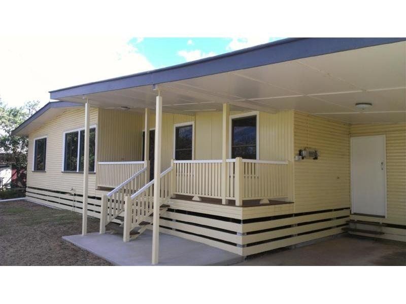 2 Knox Street, Dalby QLD 4405