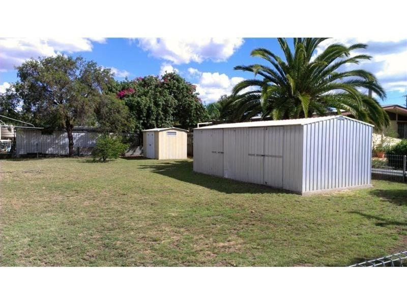 2 Knox Street, Dalby QLD 4405