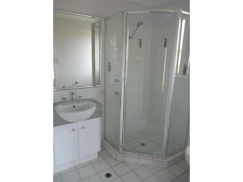 21 Gleneagles Drive, Dalby QLD 4405